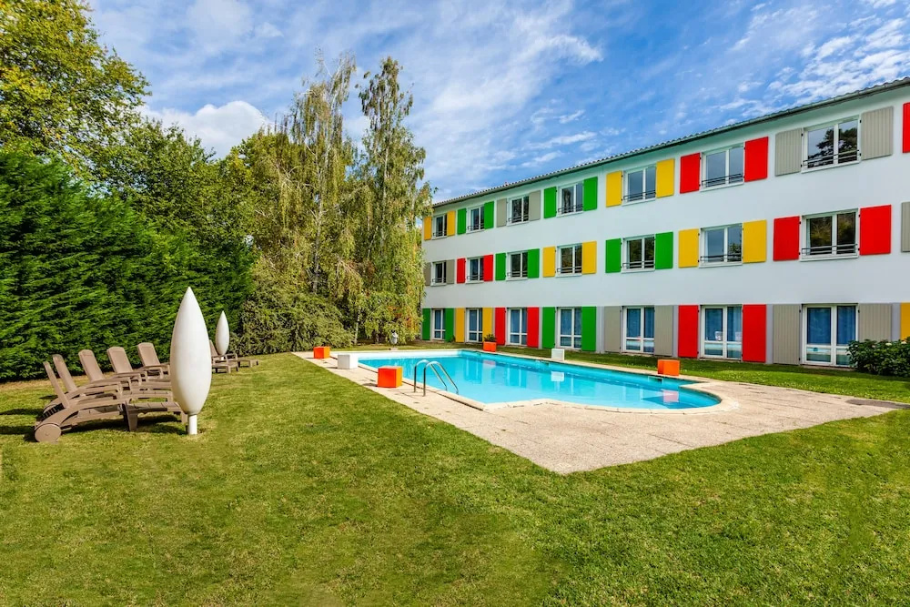 Hotel Full Colors - Chambres
