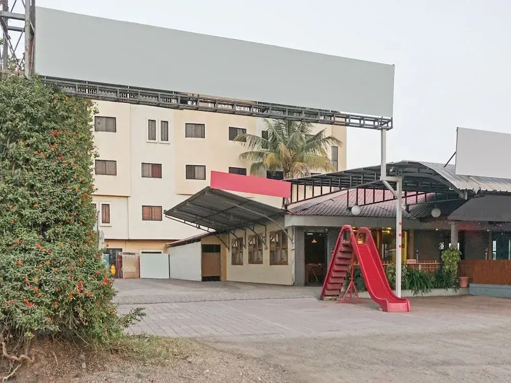 Suraj Residency by OYO Rooms