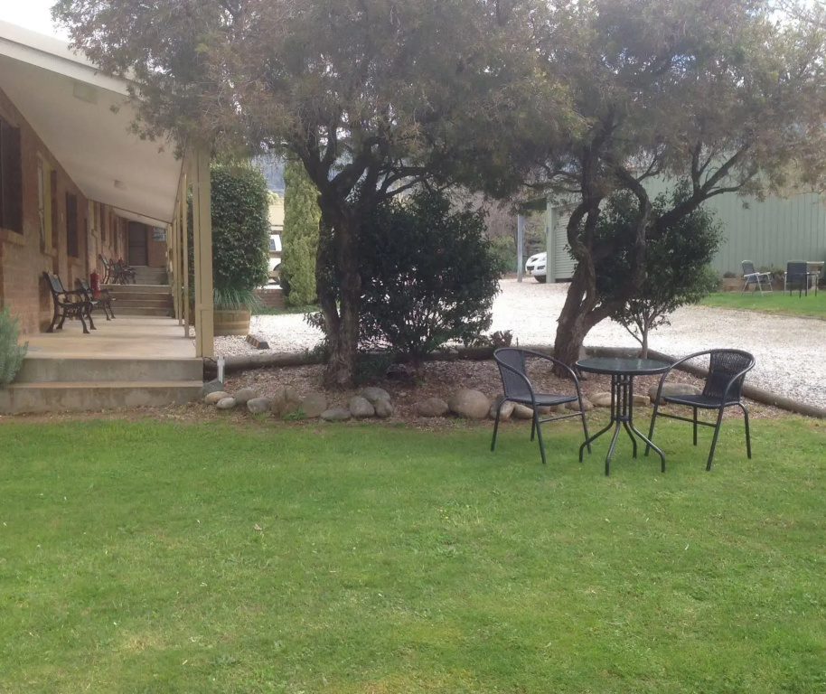 Bogong Moth Motel