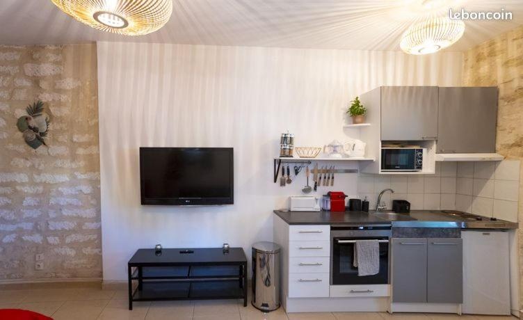 Studio cosy terrasse, proche centre & gare St Roch