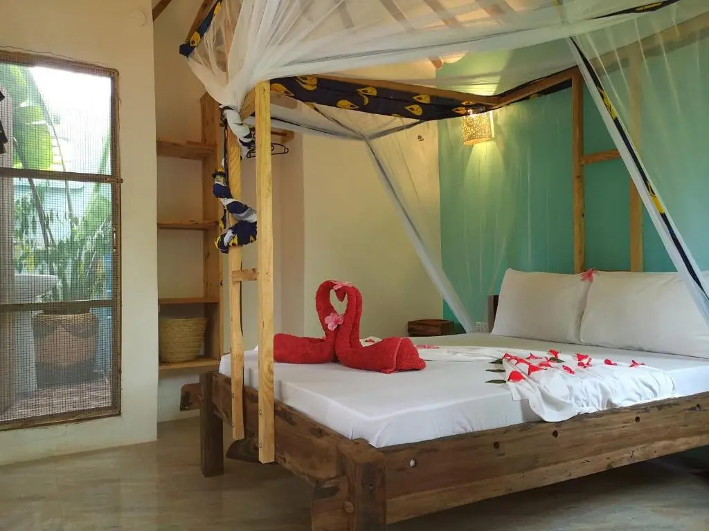 Deluxe Double room with balcony (full double bed)