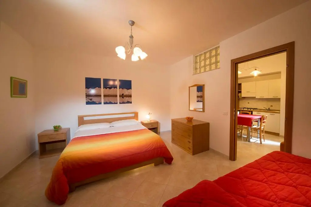 1 Bedroom Apartment