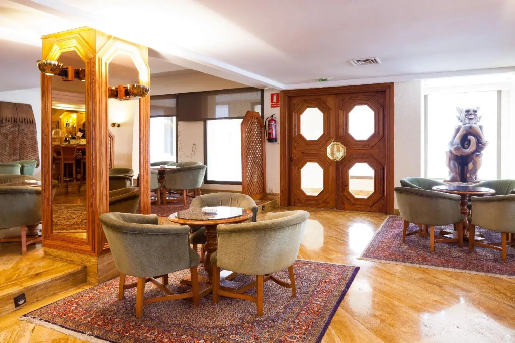 Royal Plaza Hotel - Général