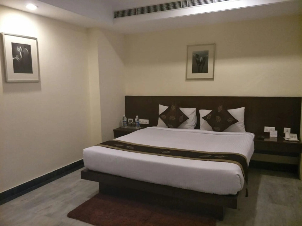 Enkotel Premier Hotel