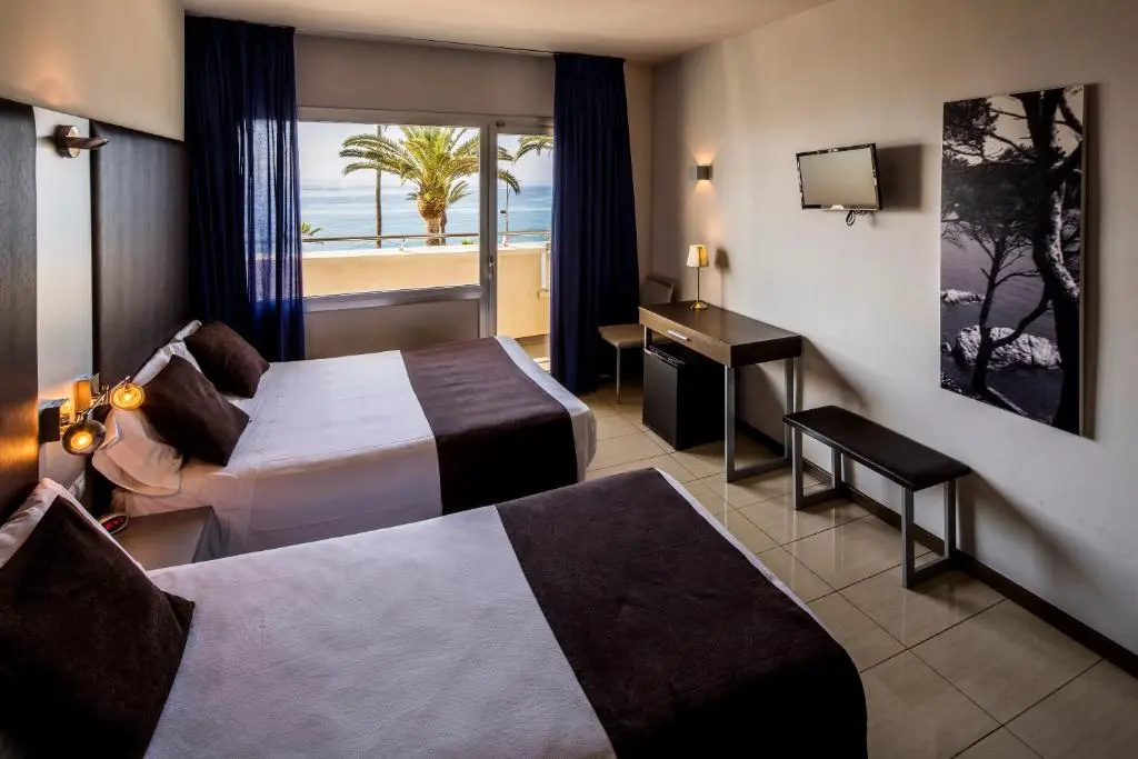 URH Excelsior Hotel - Chambres