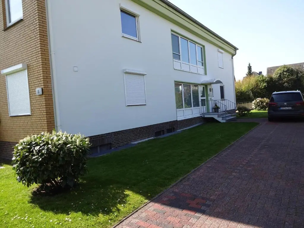 Apartment with garden view