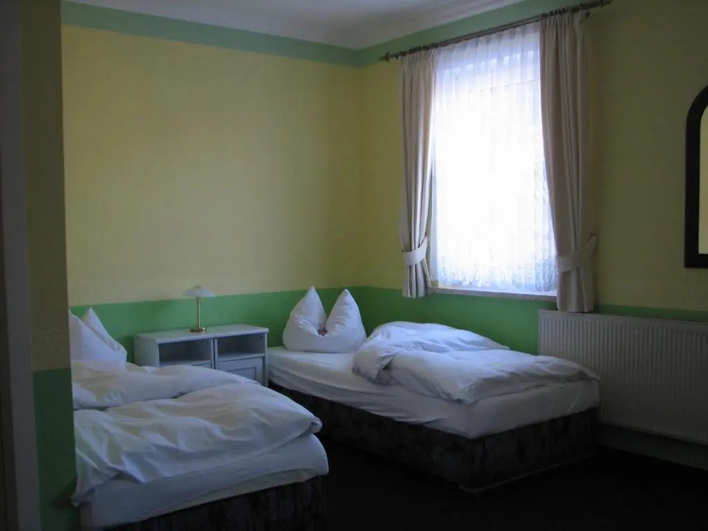 Standard Double room (twin beds)