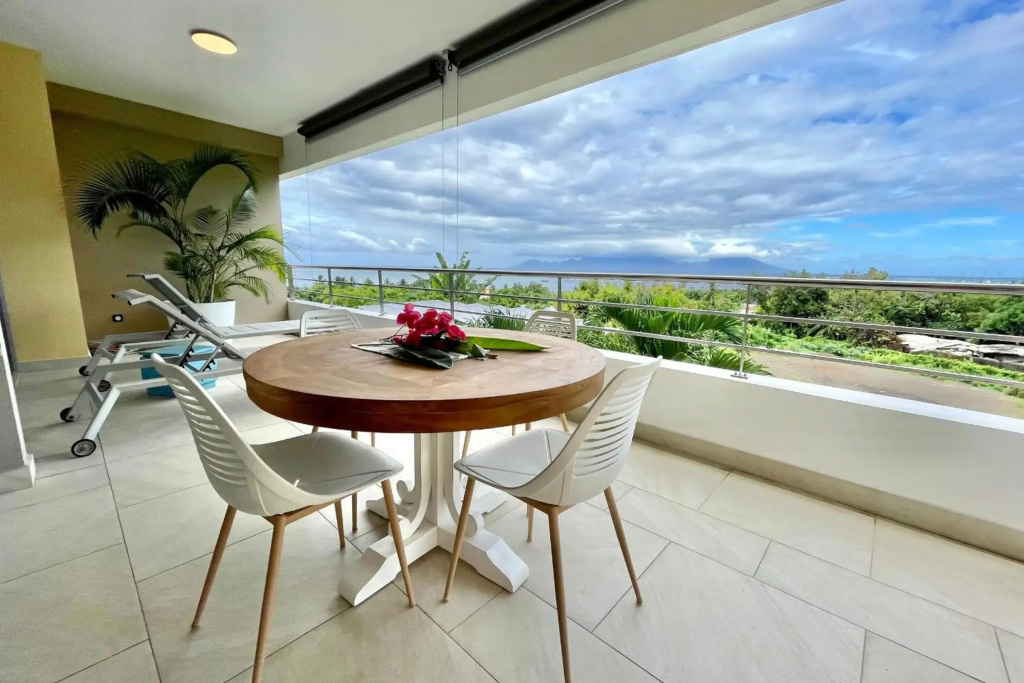 Manuia luxury apartment - Tahiti Punaauia -Wi-Fi Netflix pool & gym