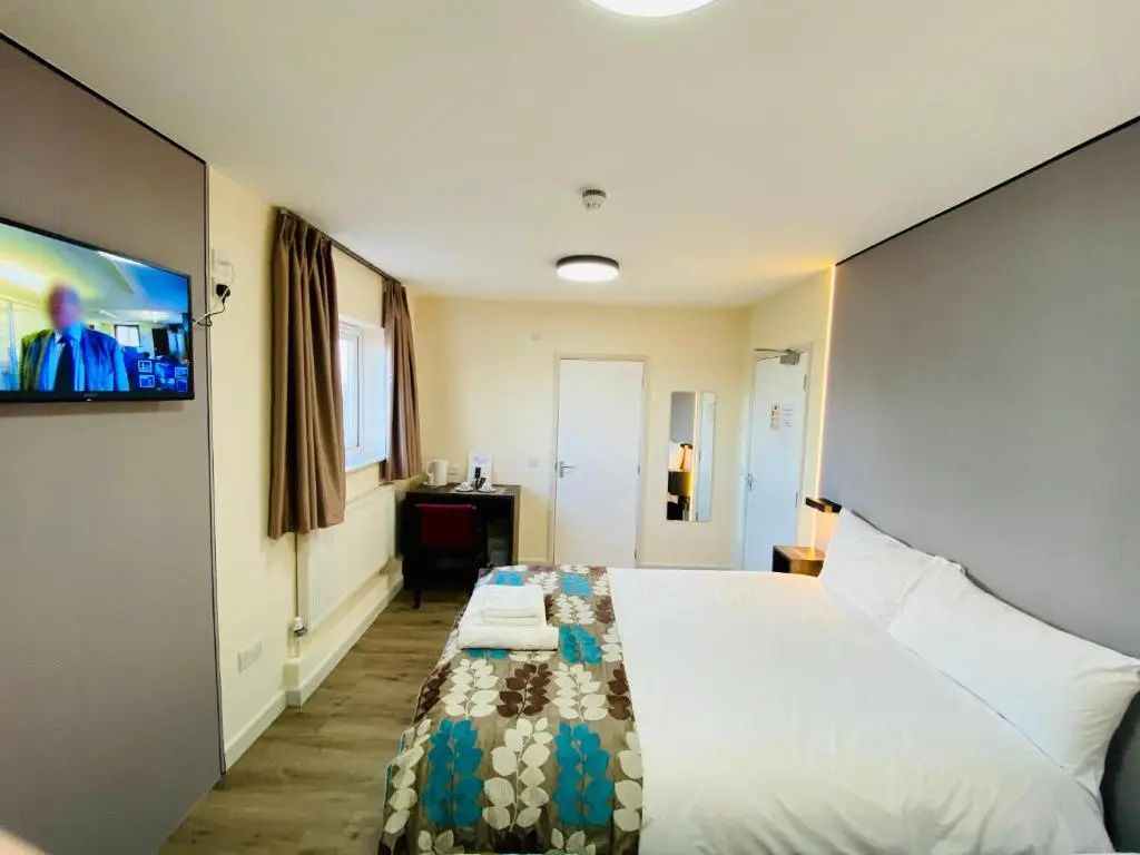 Almond Tree Hotel - Chambres