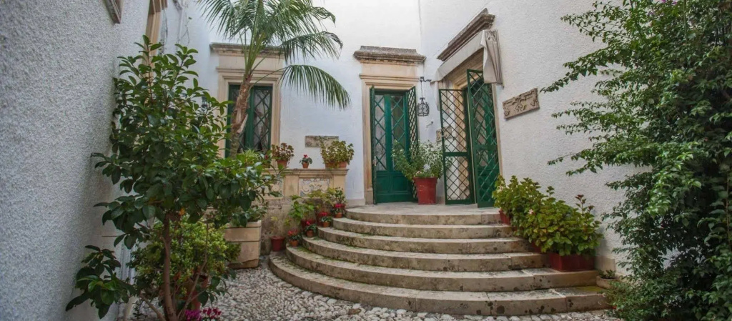 Villa De Pietro