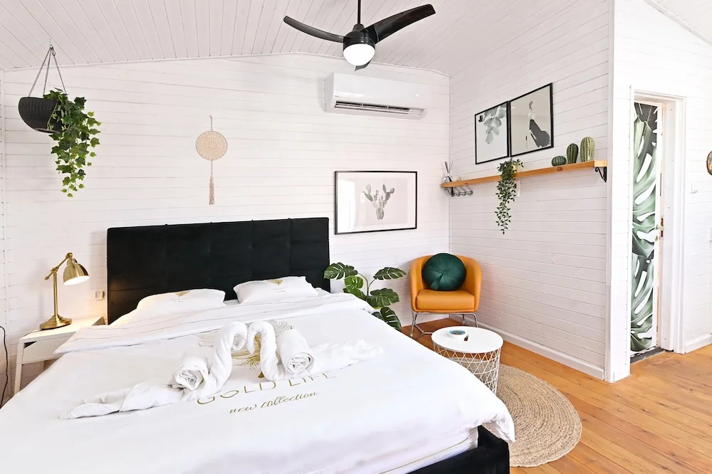 1 Bedroom Chalet