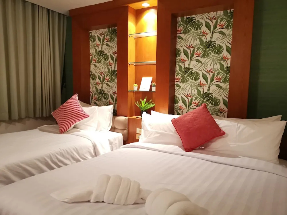Hotel photo 2