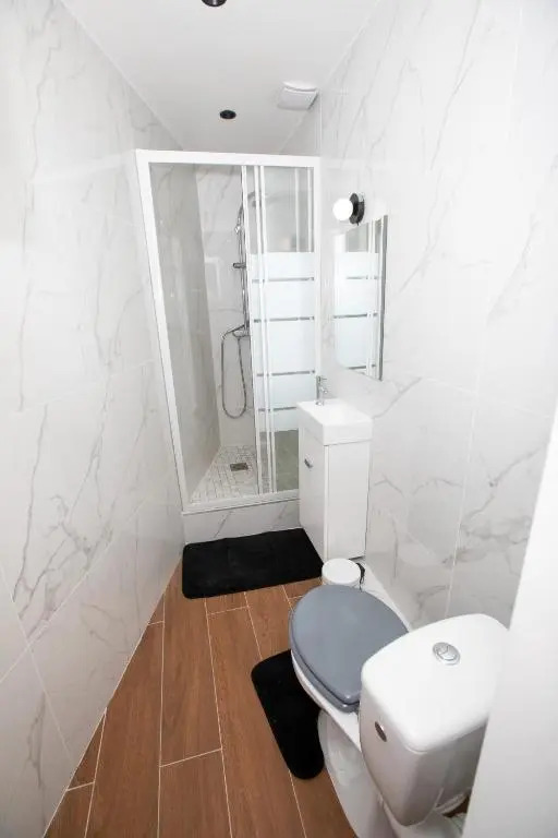 Coquet studio à Joinville le pont — фото 6