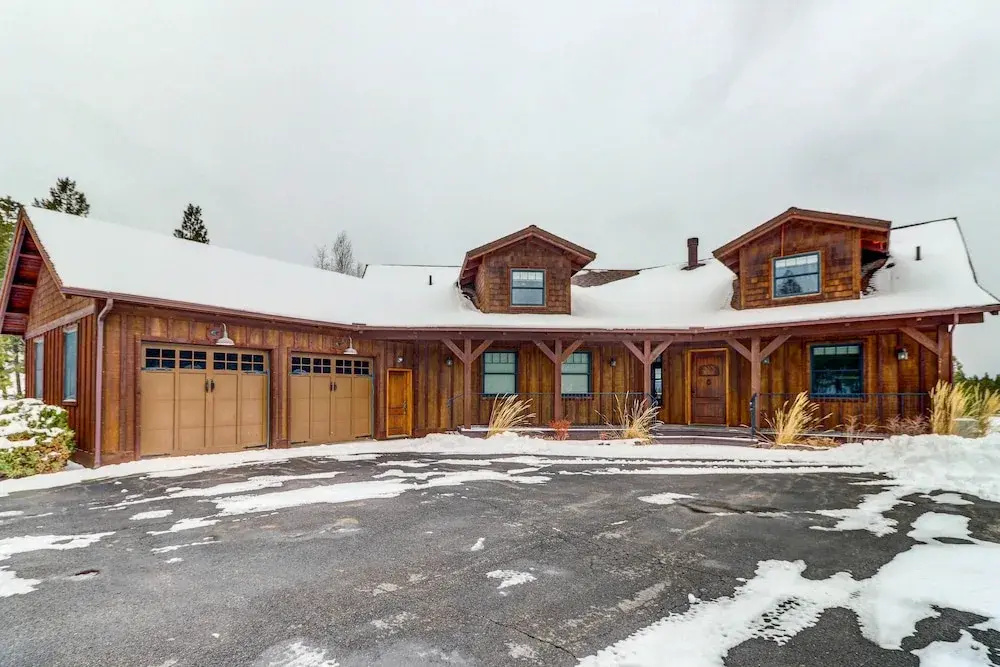 Beautiful Eureka Cabin Rental on Golf Resort!