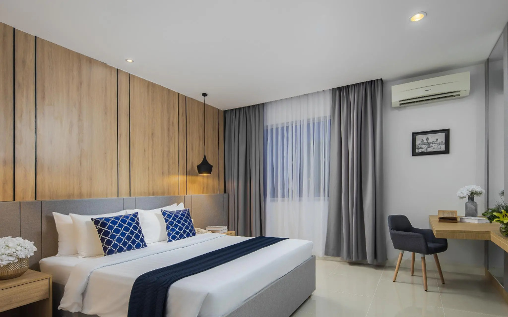 Superior Double room (full double bed)