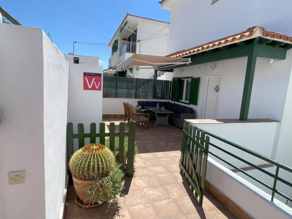 Perfect located 2 bedroom apartment with 2 Terrasse and 2 bathroom