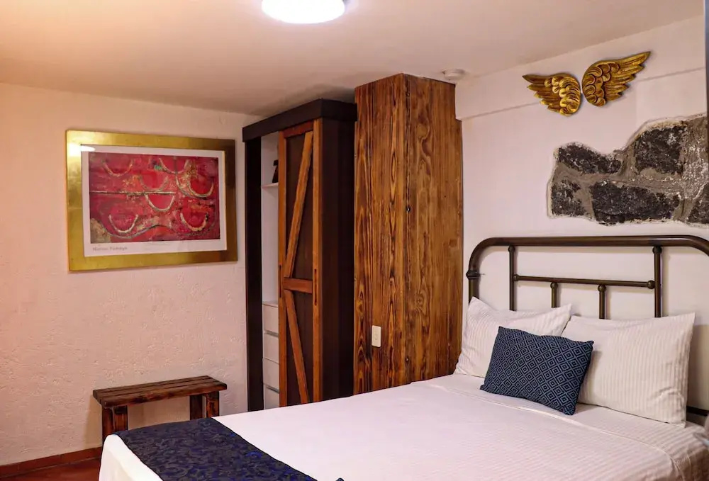 Standard Double room (full double bed)
