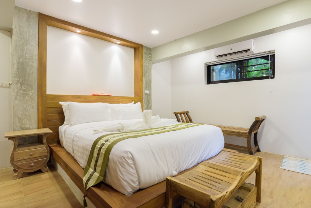 MyHouse Riverside & Pool Villa Near Old Town — 5