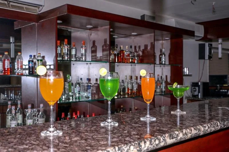 Food & Beverage