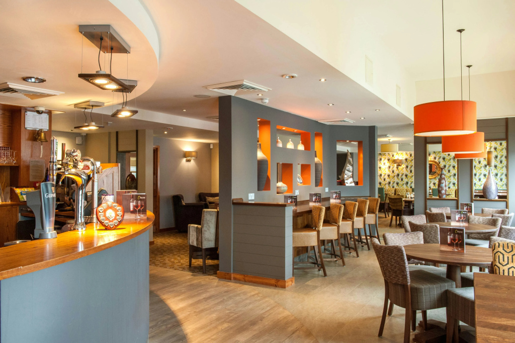 Premier Inn Swansea City Centre - Général