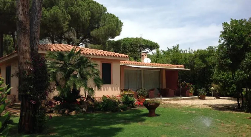Villa Bouganvillea