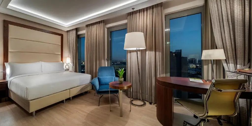 DoubleTree by Hilton Istanbul Topkapi - Tap to explore photos