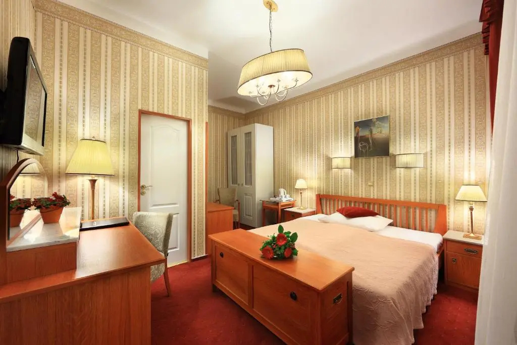 Hotel Salvator - Chambres