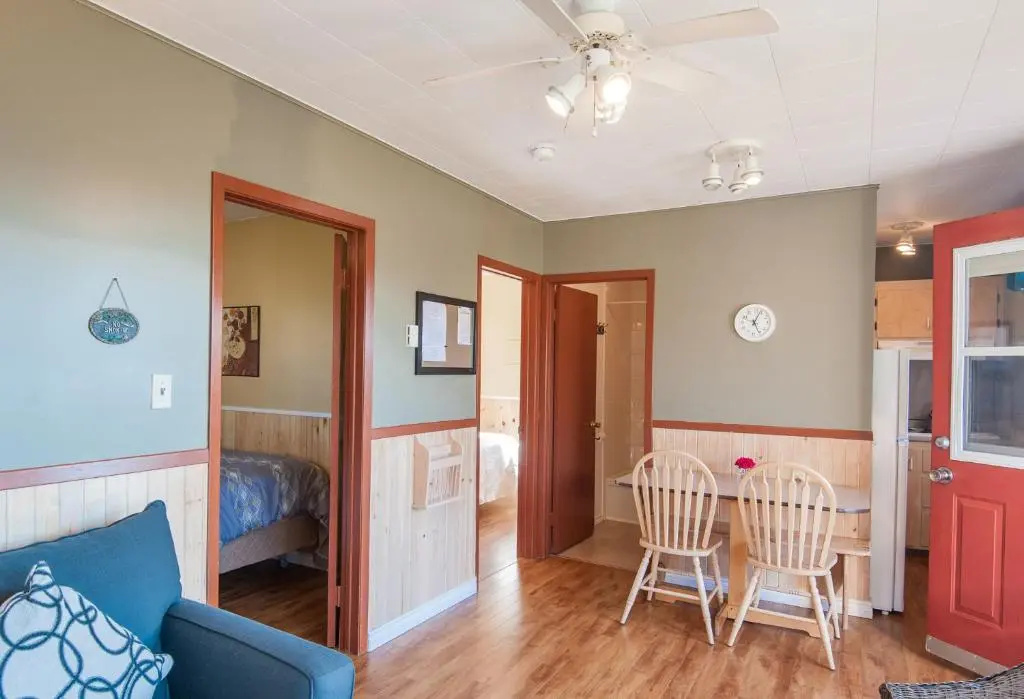 2 Bedrooms Deluxe Cottage