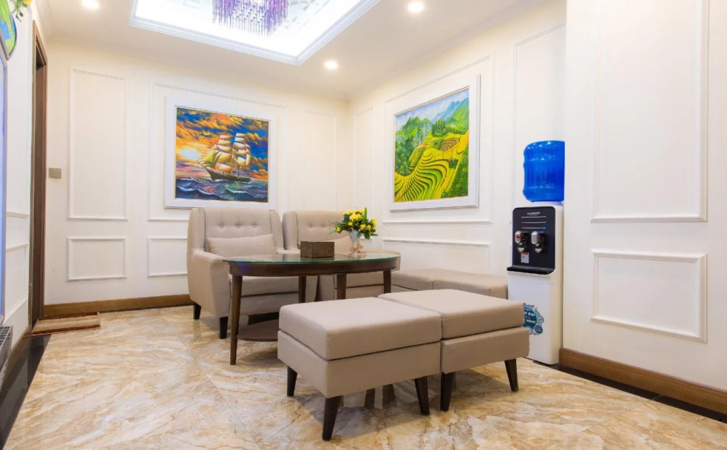 Lobby & Reception