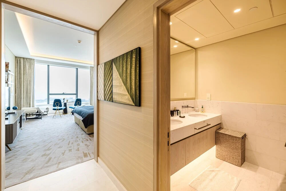Sea Living High Floor 1 Bed Palm Tower 1