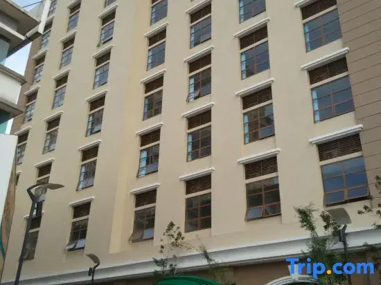 Pinnacle Duplex@5m Walk to Paradigm Mall+WIFI