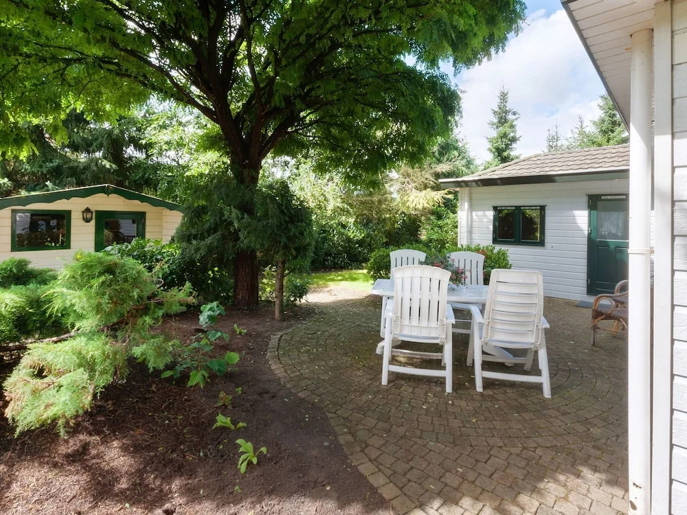 Detached, Fully Equipped Chalet in Vechtdal Near Ommen, for 4 People