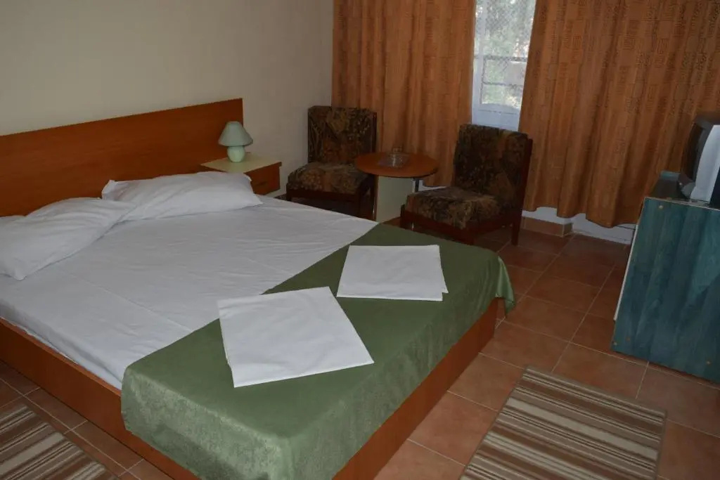 Standard Double Basement room (full double bed)
