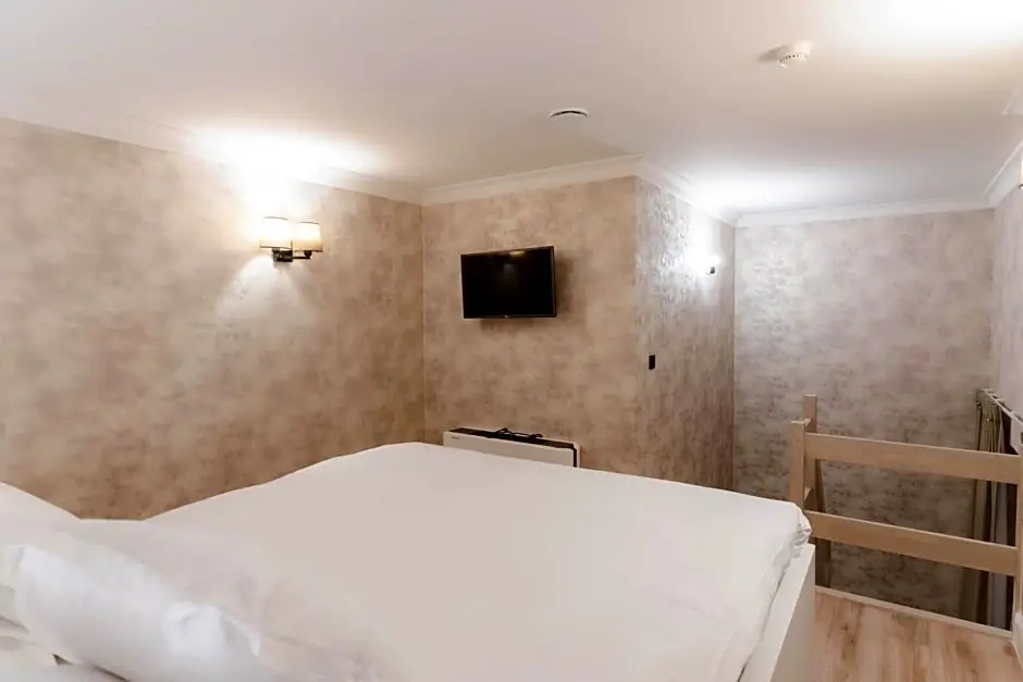 Golden Tree Hotel - Chambres
