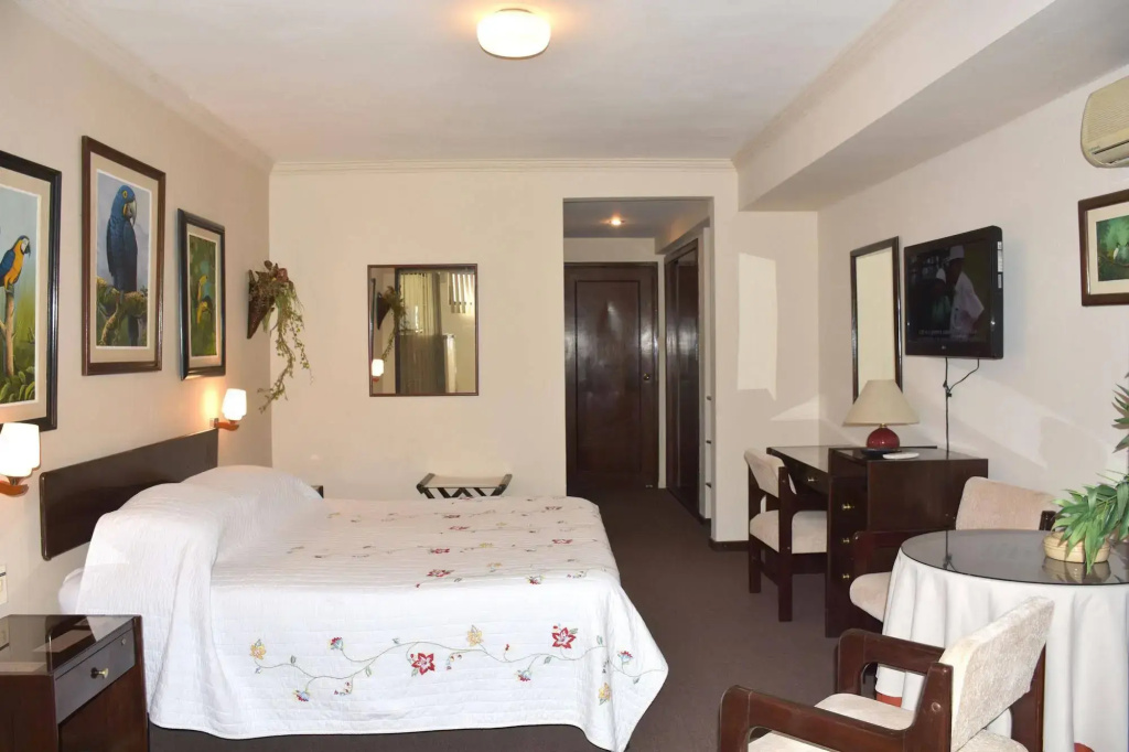 Sirari Suites Hotel