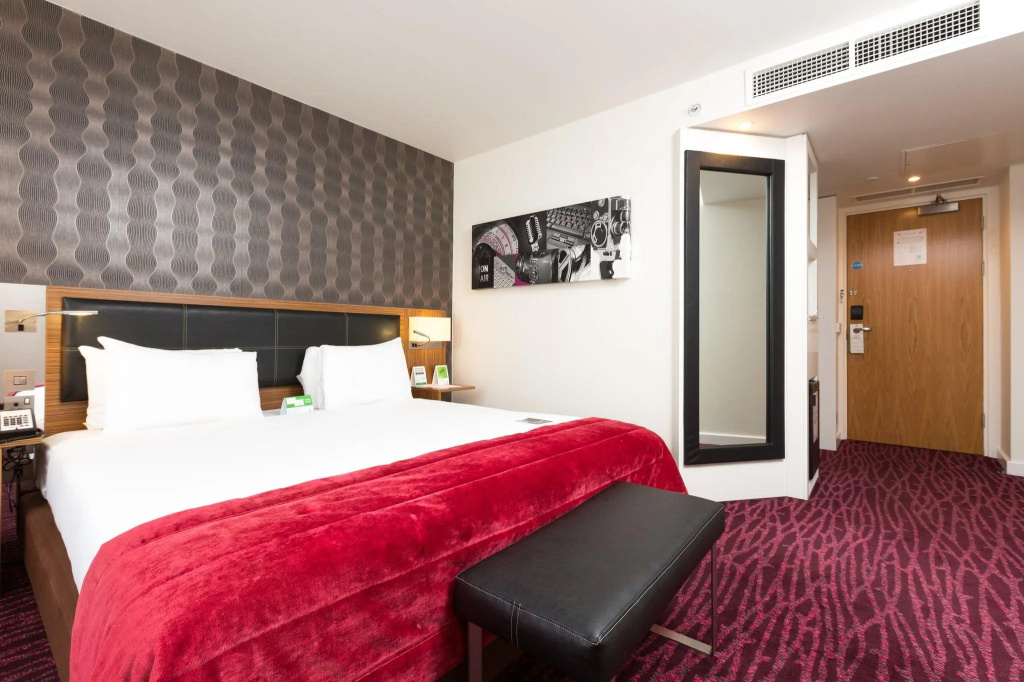 Holiday Inn Manchester-Media City UK by IHG - Chambres