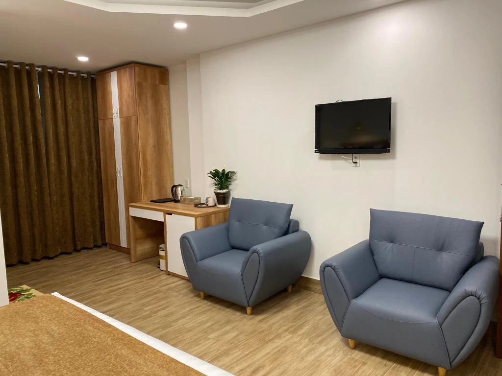 Economy room