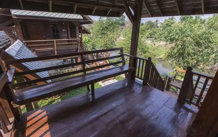 Balcony & Terrace