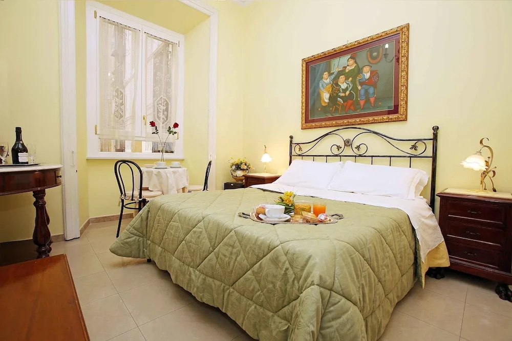Standard Double room (full double bed)