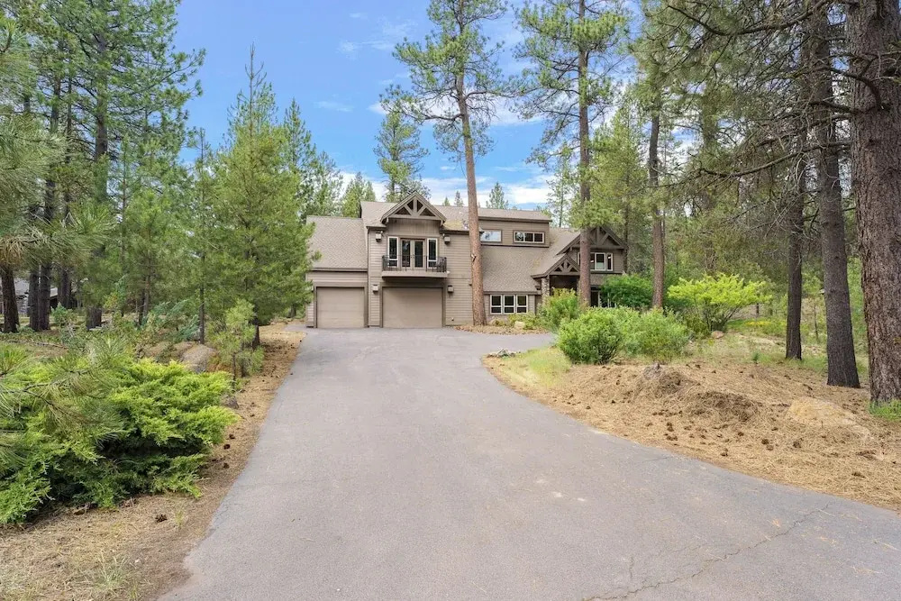 Sunriver Hot Tub Stay With Game Room Near Sharc