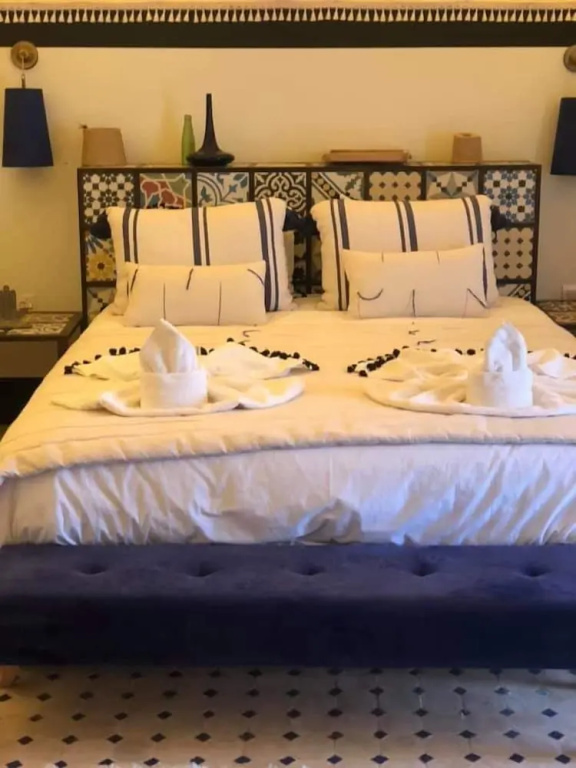 Tent (full double bed)