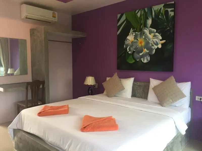 Baan Suan Ta Hotel - Chambres