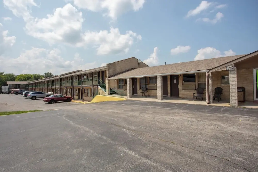 Glenstone place extended stay motel