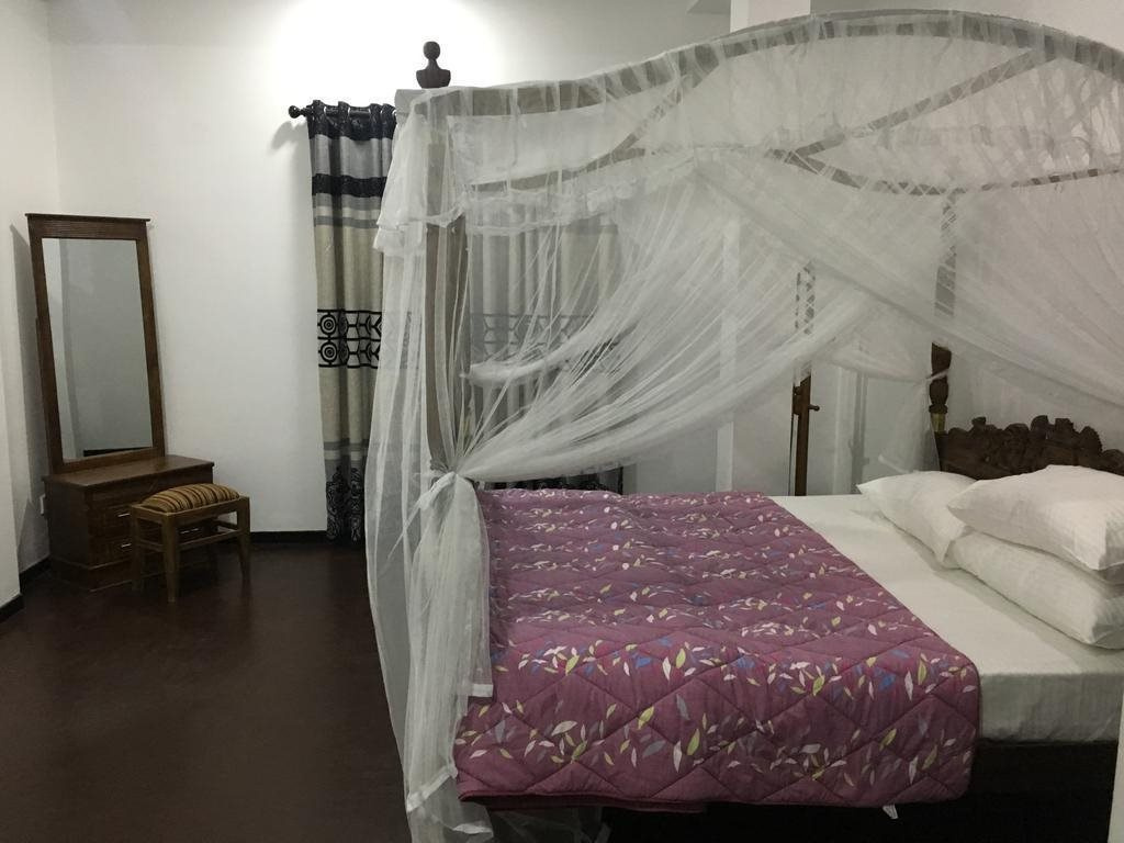 The Gray Villa