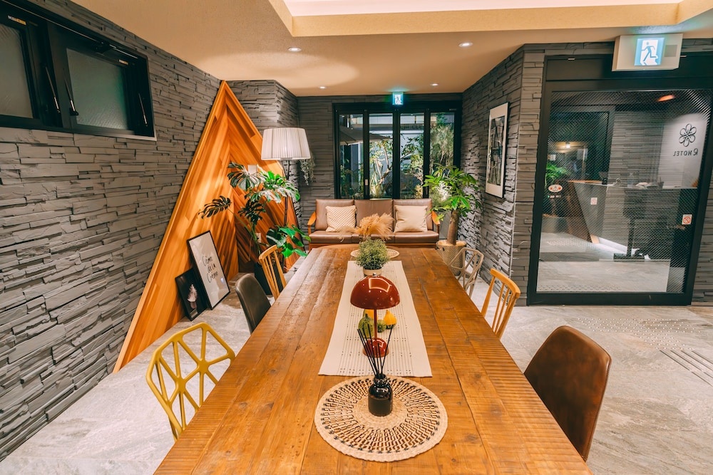 R Hotel Honmachi 사진 18