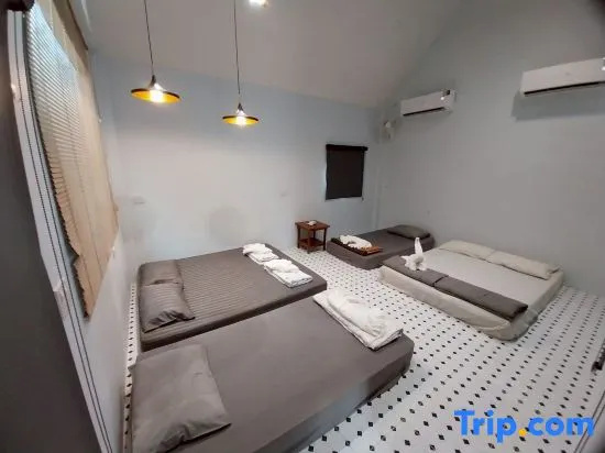 Standard Family room