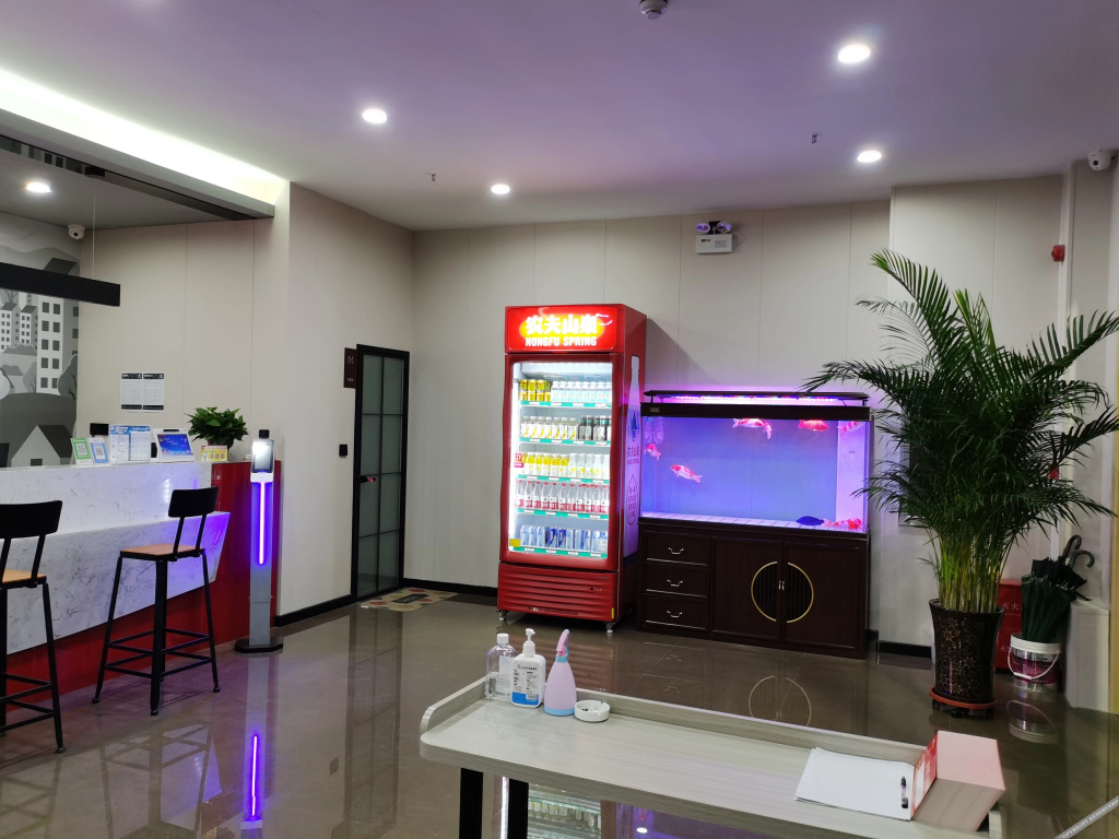 Lobby & Reception