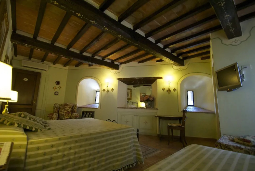 Albergo Torre Sangiovanni - Chambres