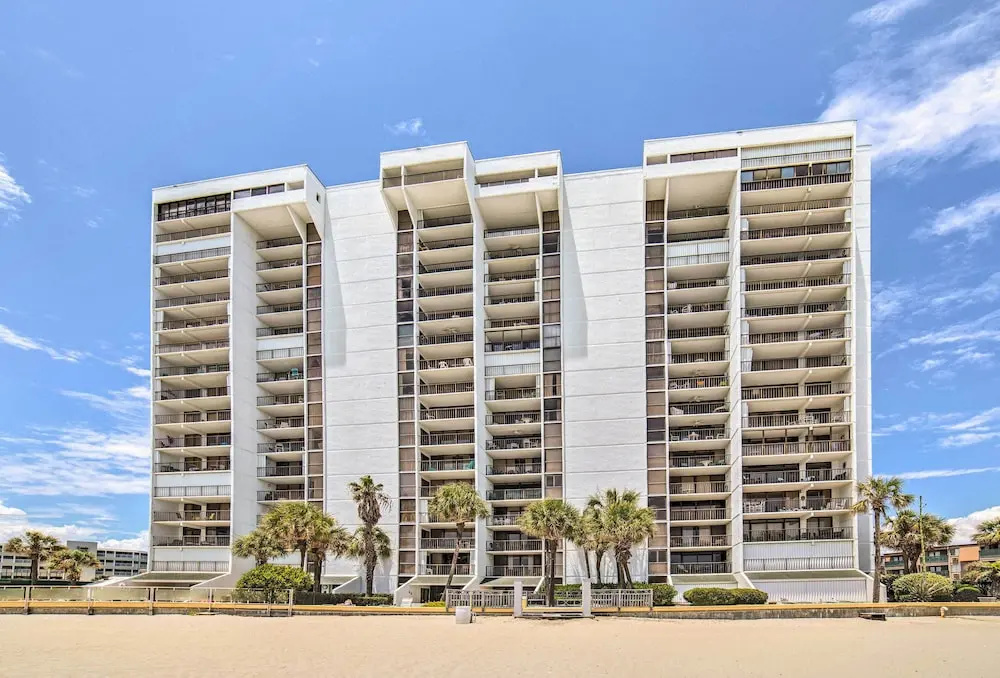 Oceanfront Myrtle Beach Condo w/ Outdoor Pool