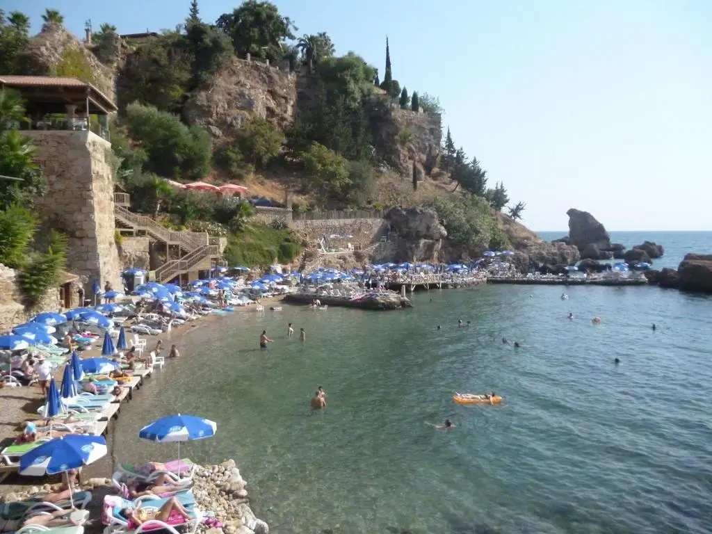 Beach & Waterfront